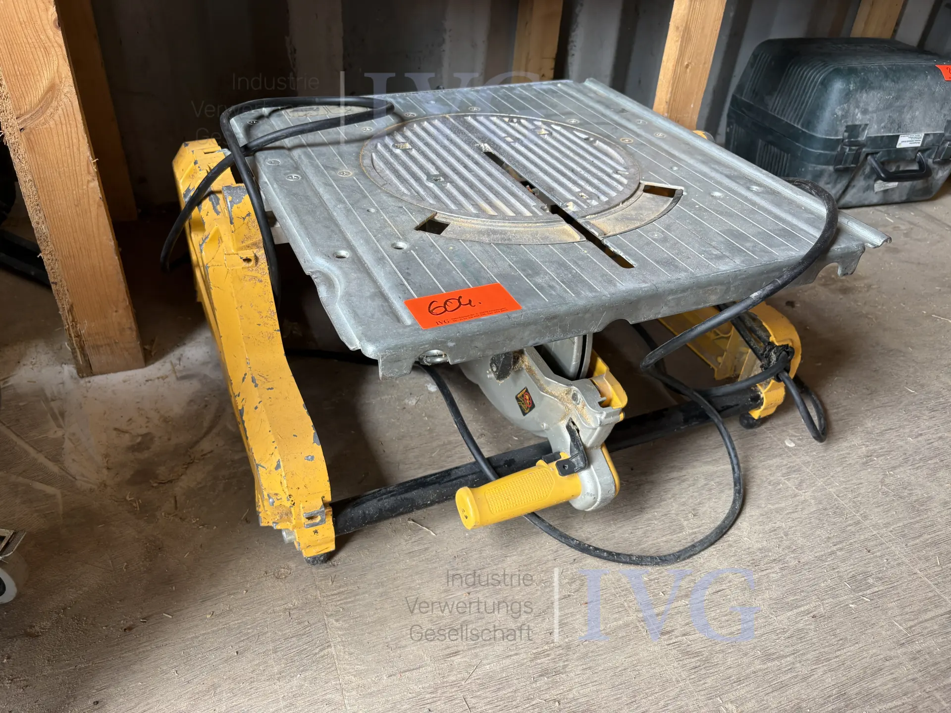 Tischkreissäge DEWALT DW 743